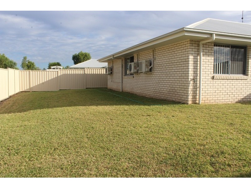 15 Longford Street, Emerald QLD 4720