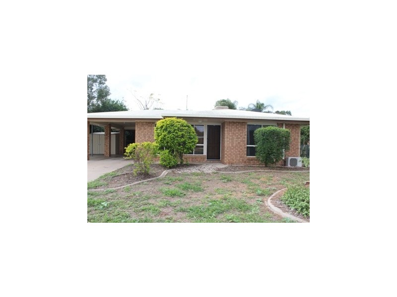 62 Staal Crescent, Emerald QLD 4720
