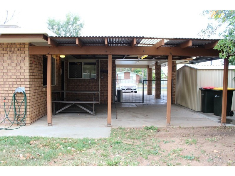 62 Staal Crescent, Emerald QLD 4720