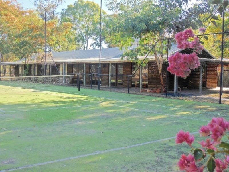 79 Hospital Rd, Emerald QLD 4720