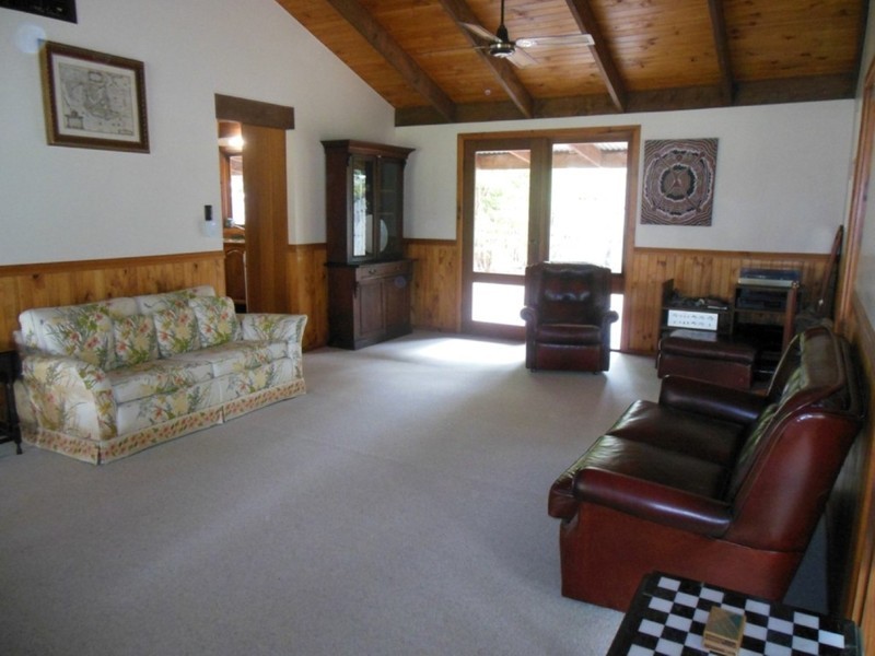 79 Hospital Rd, Emerald QLD 4720