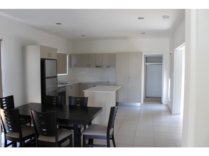 5 Lilly Close, Emerald QLD 4720