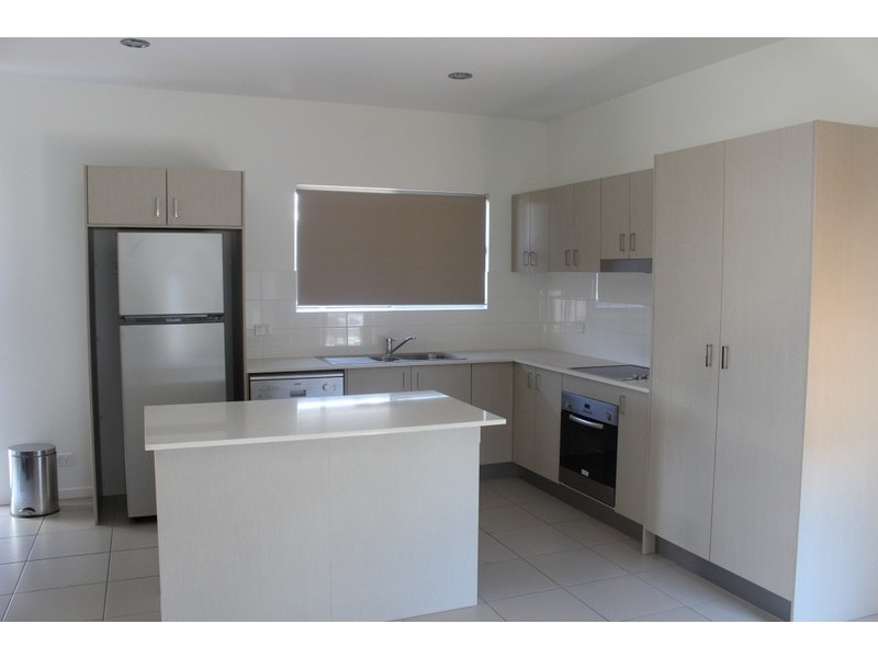 5 Lilly Close, Emerald QLD 4720