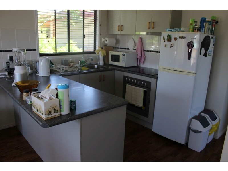2/15 Gray St, Emerald QLD 4720