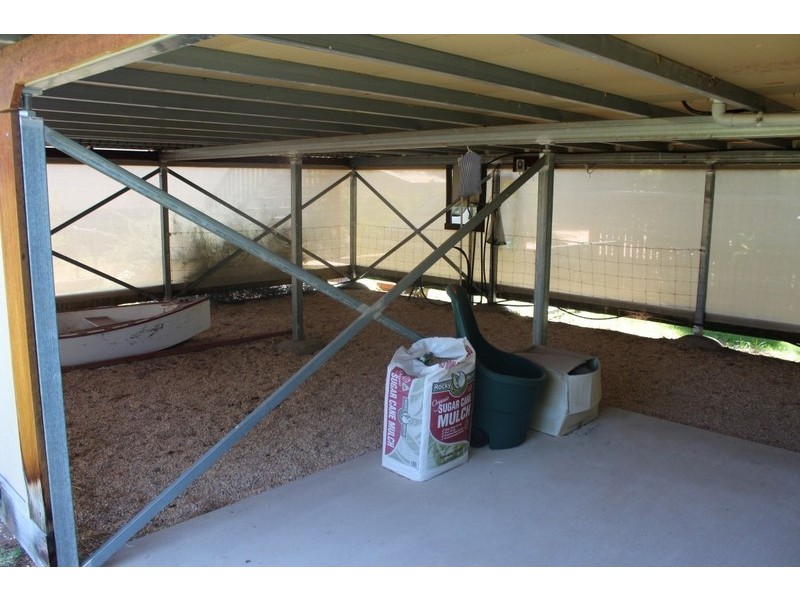 2/15 Gray St, Emerald QLD 4720