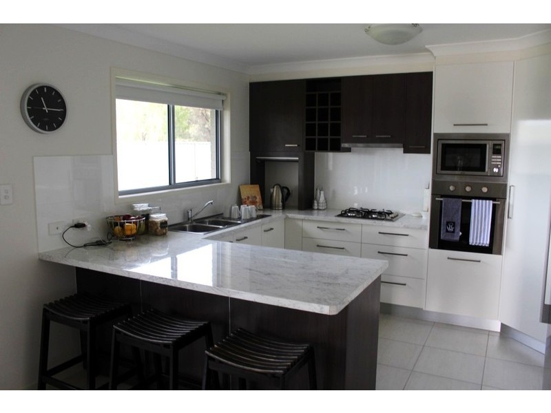 174 Opal Street, Emerald QLD 4720