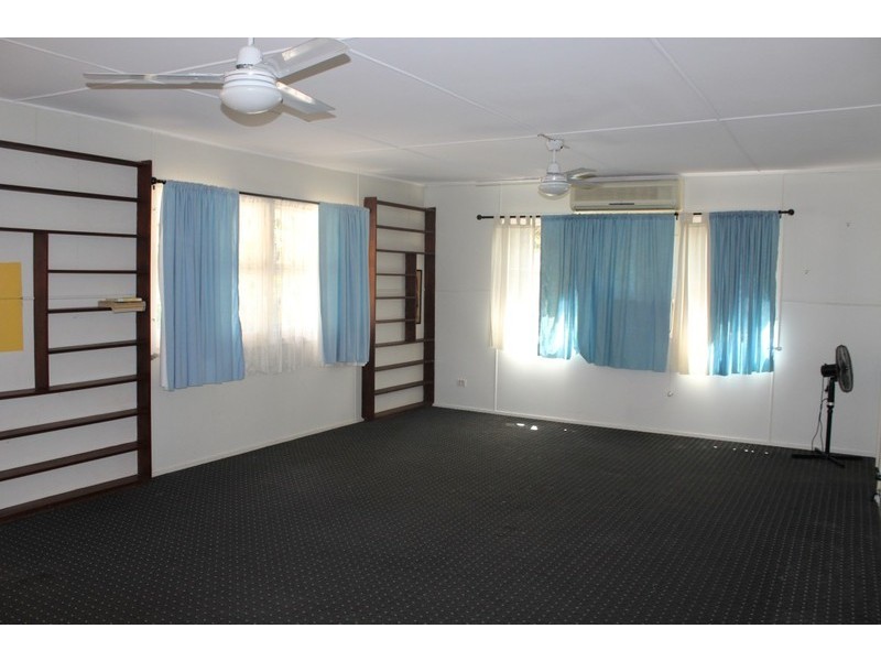 59 Harris Street, Emerald QLD 4720