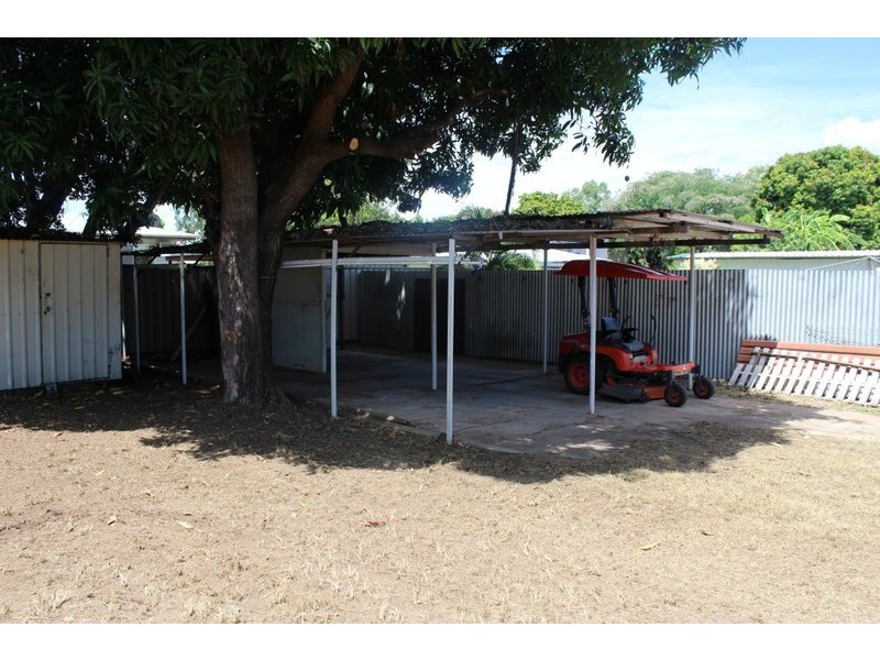 59 Harris Street, Emerald QLD 4720