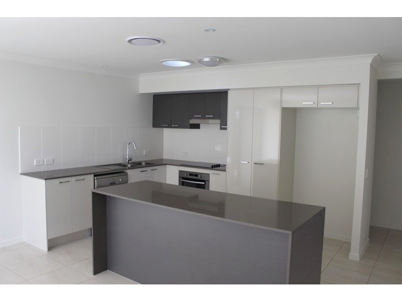 11 Maranda Road, Emerald QLD 4720