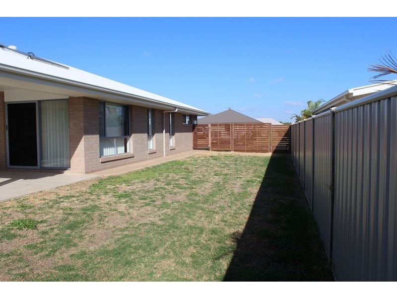 11 Maranda Road, Emerald QLD 4720