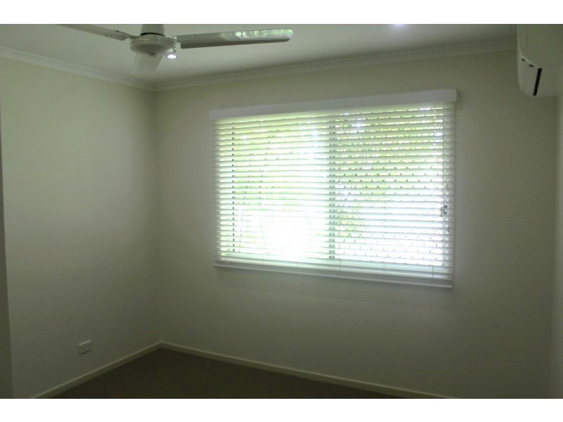 14 Rivoli Place, Emerald QLD 4720