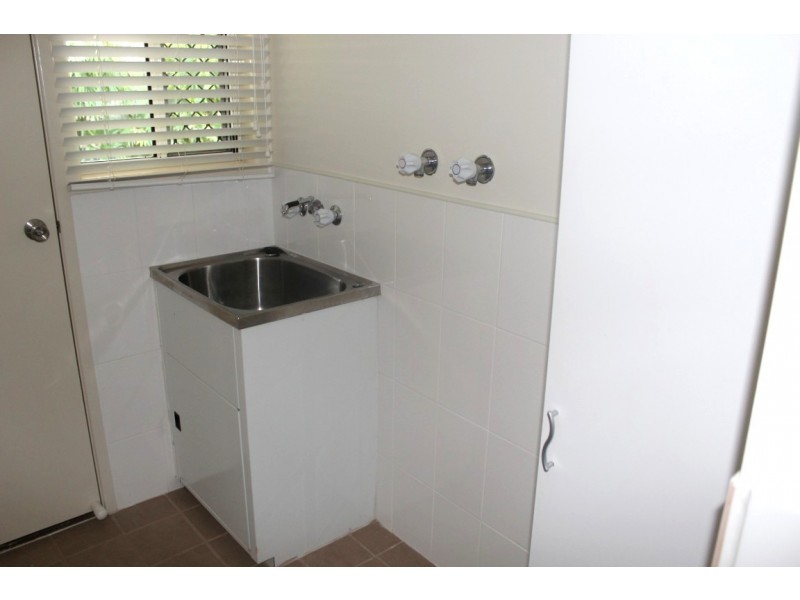 14 Rivoli Place, Emerald QLD 4720