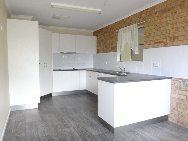 17 Morse Street, Emerald QLD 4720