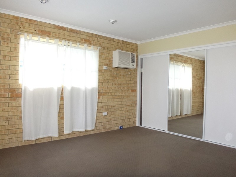 17 Morse Street, Emerald QLD 4720