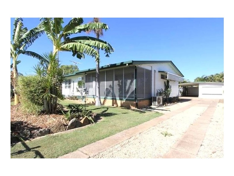 22 Racecourse Rd, Emerald QLD 4720