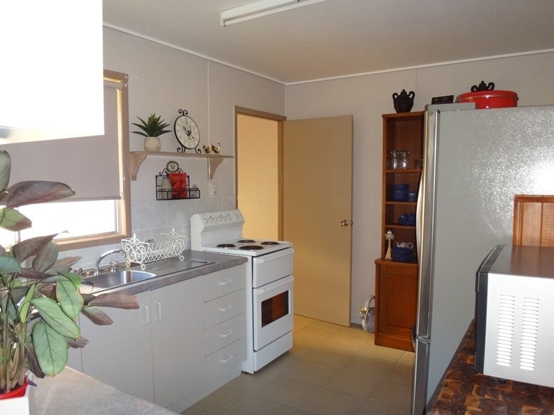 71 Retro Street, Emerald QLD 4720