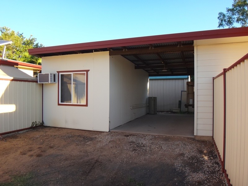 71 Retro Street, Emerald QLD 4720