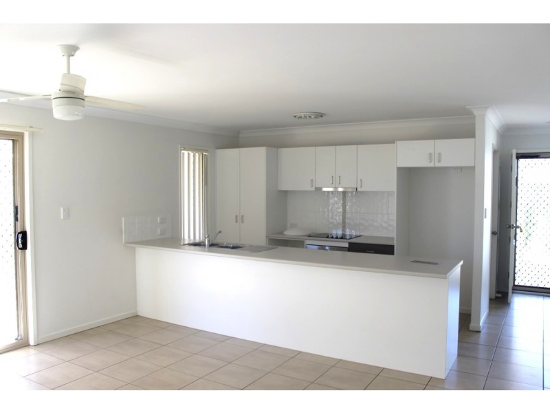 10 Windermere Street, Emerald QLD 4720