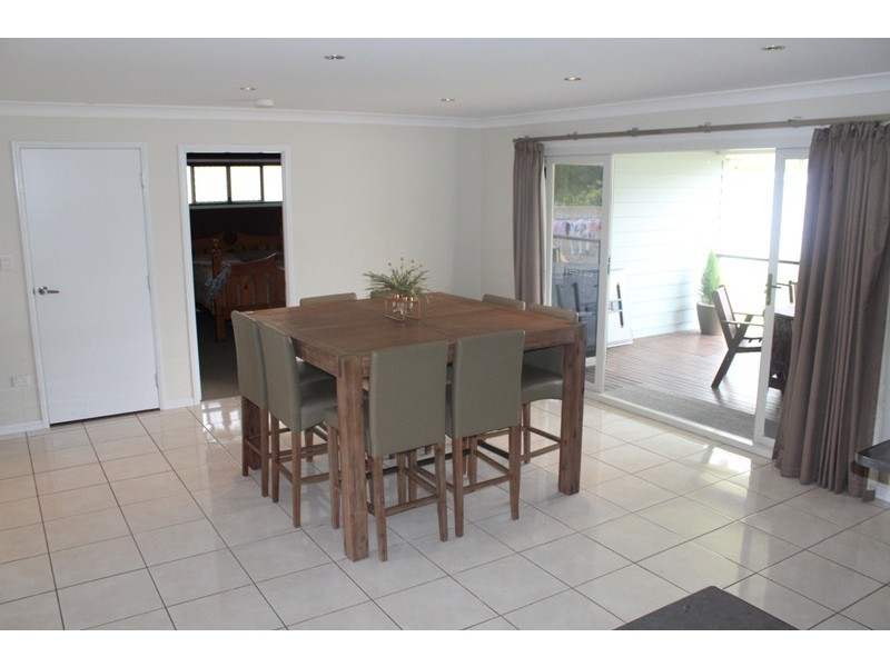 5 Mooney Crescent, Emerald QLD 4720