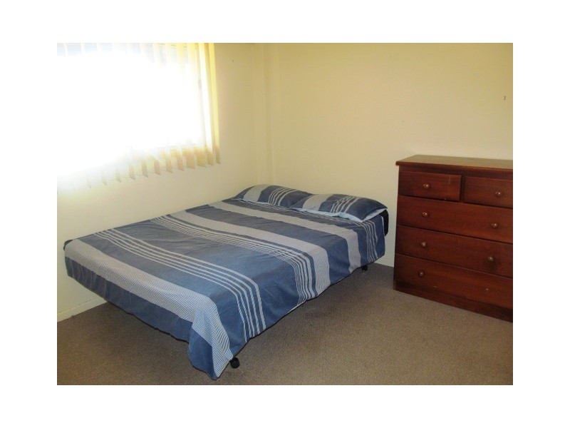 3 Hereford Place, Emerald QLD 4720