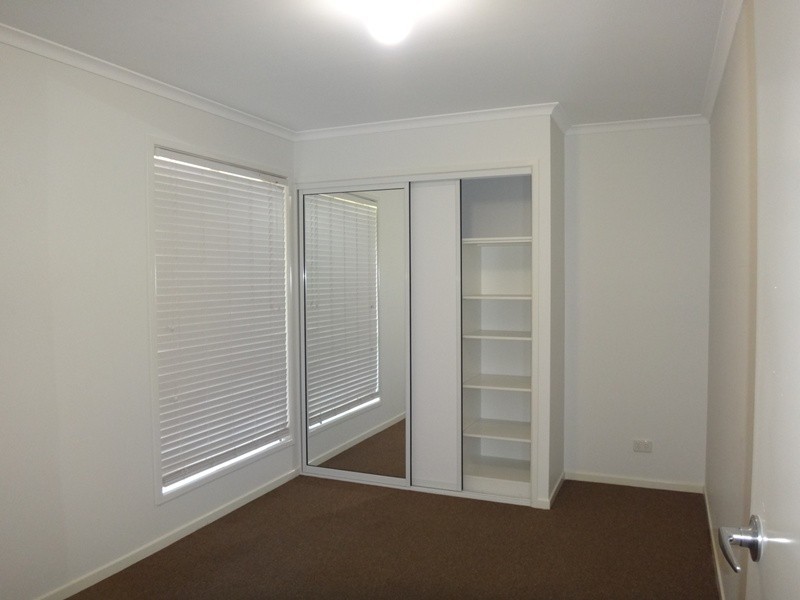 15 Egan Street, Emerald QLD 4720