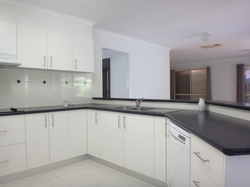15 Egan Street, Emerald QLD 4720
