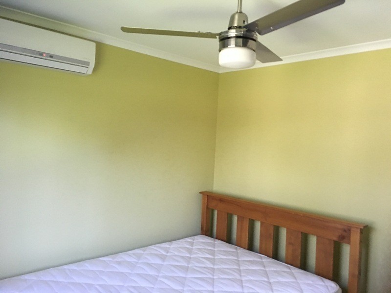 1/15-17 Roberts Street, Emerald QLD 4720