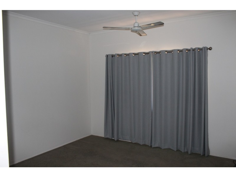 4 Campbell Street, Emerald QLD 4720