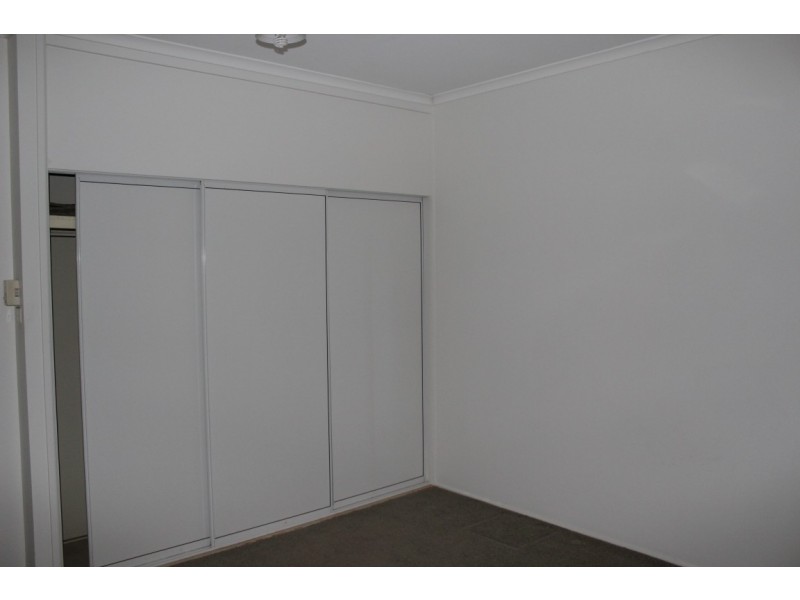 4 Campbell Street, Emerald QLD 4720