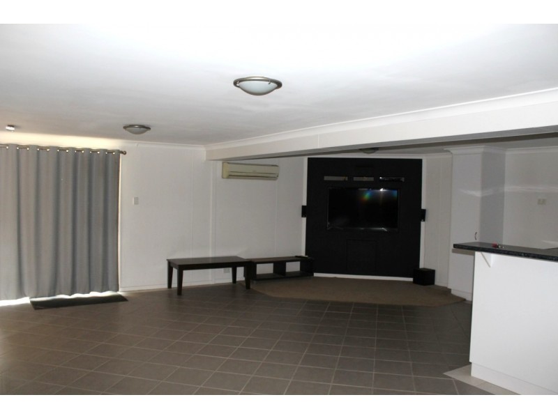 4 Campbell Street, Emerald QLD 4720