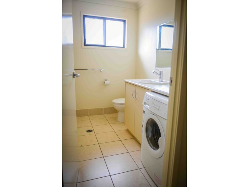 67 Anakie Street, Emerald QLD 4720