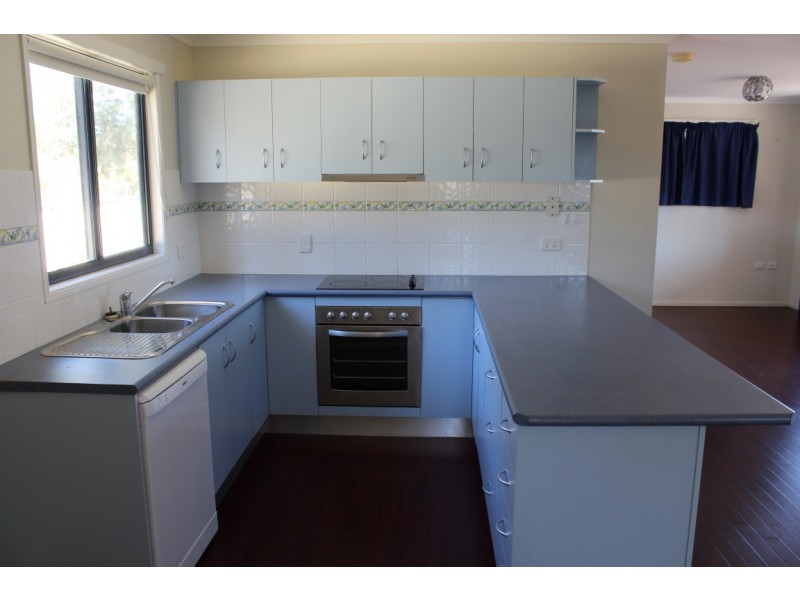 1/32 Gene Street, Emerald QLD 4720