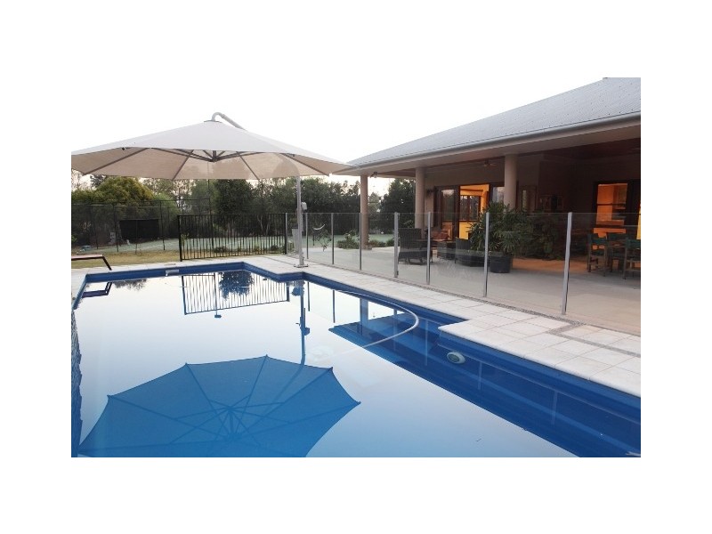 12 Coaker Dr, Emerald QLD 4720