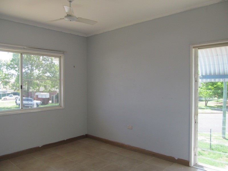 90 Moody Street, Emerald QLD 4720