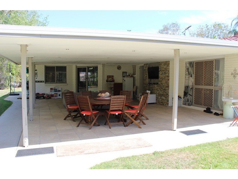 16 Batavia Court, Emerald QLD 4720