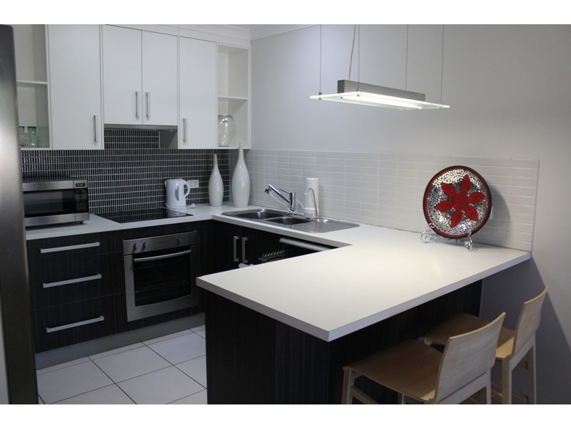2/27 Blue Gum Dr, Emerald QLD 4720
