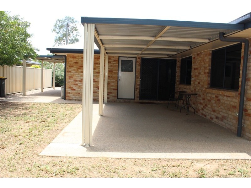10 Wilby Place, Emerald QLD 4720