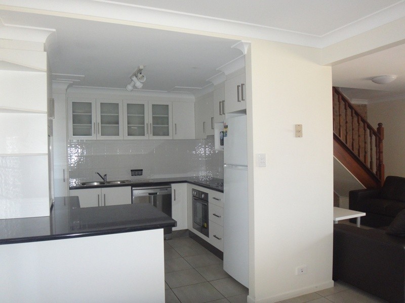 1 / 143 Egerton Street, Emerald QLD 4720