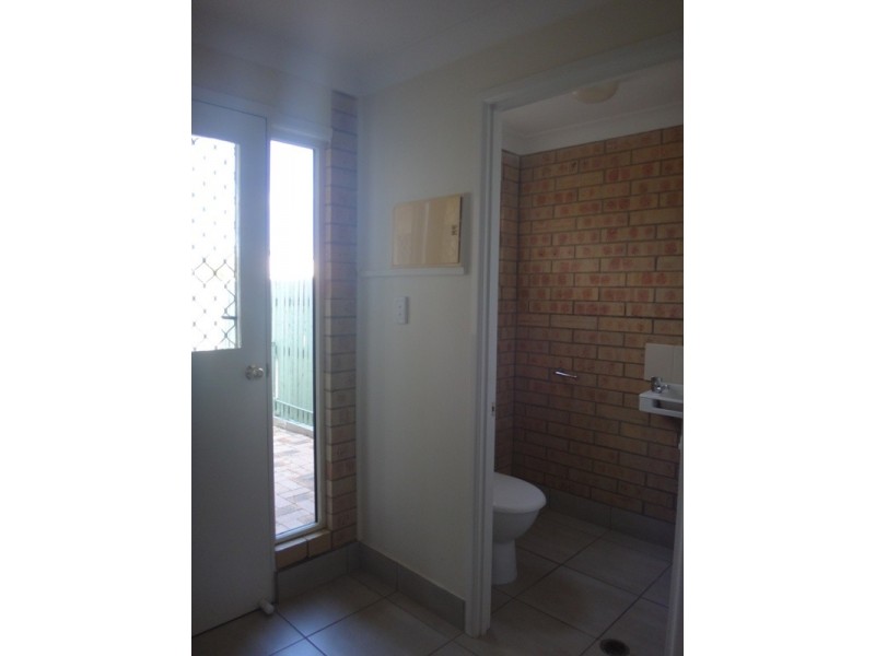 1 / 143 Egerton Street, Emerald QLD 4720