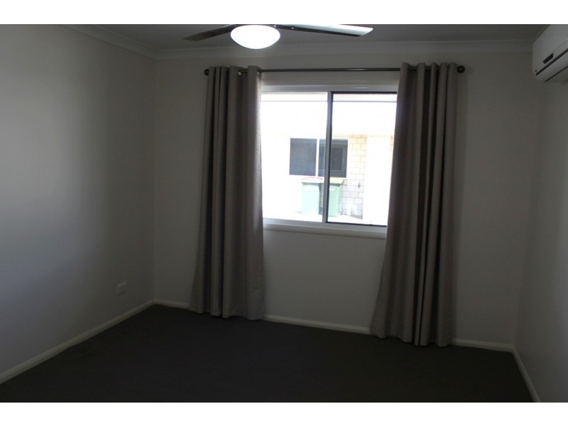 7/44 Lakeside Drive, Emerald QLD 4720