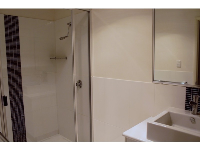 7/44 Lakeside Drive, Emerald QLD 4720