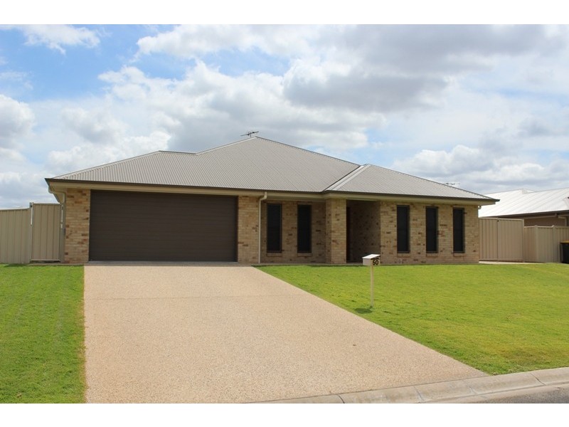 50 Lakeside Drive, Emerald QLD 4720