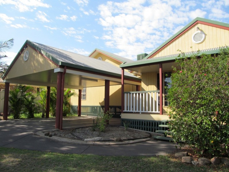 81 Crinum Crescent, Emerald QLD 4720
