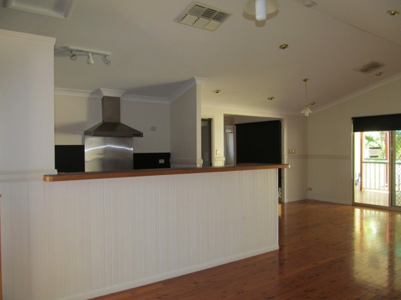 81 Crinum Crescent, Emerald QLD 4720