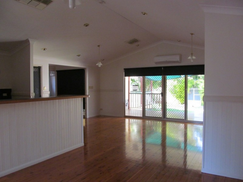 81 Crinum Crescent, Emerald QLD 4720