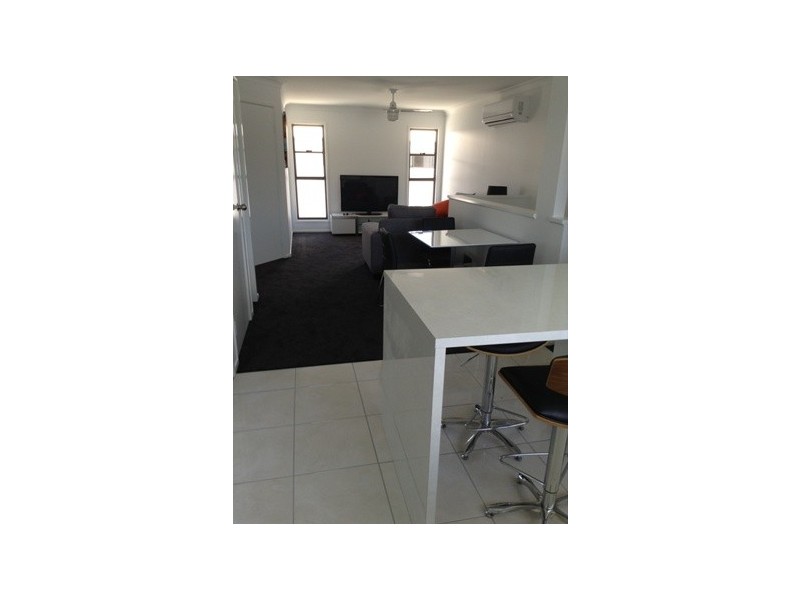 7/9 Cypress Drive, Emerald QLD 4720