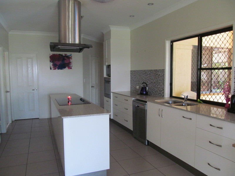 21 Kidd Street, Emerald QLD 4720