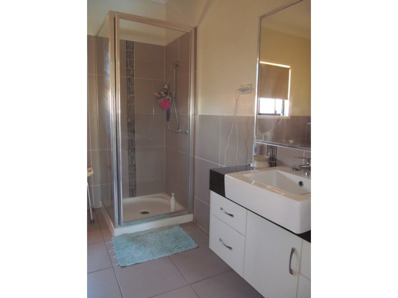 21 Kidd Street, Emerald QLD 4720
