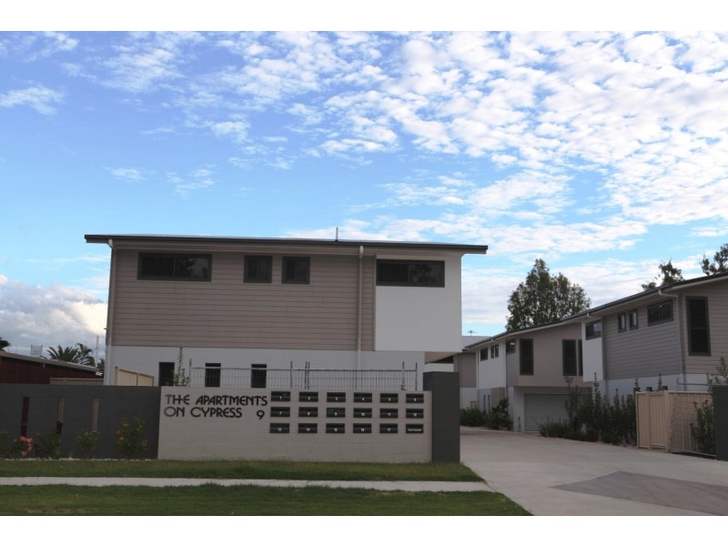2/9 Cypress Drive, Emerald QLD 4720