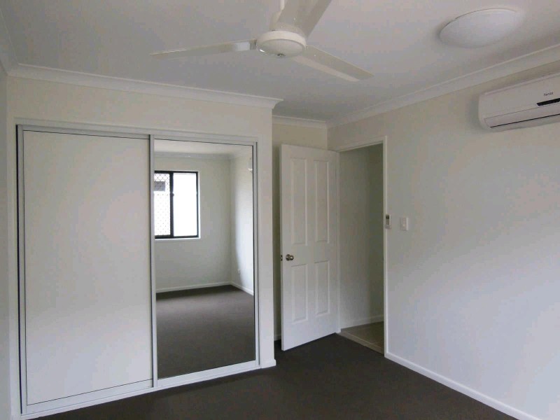 3/15 Singleton, Emerald QLD 4720